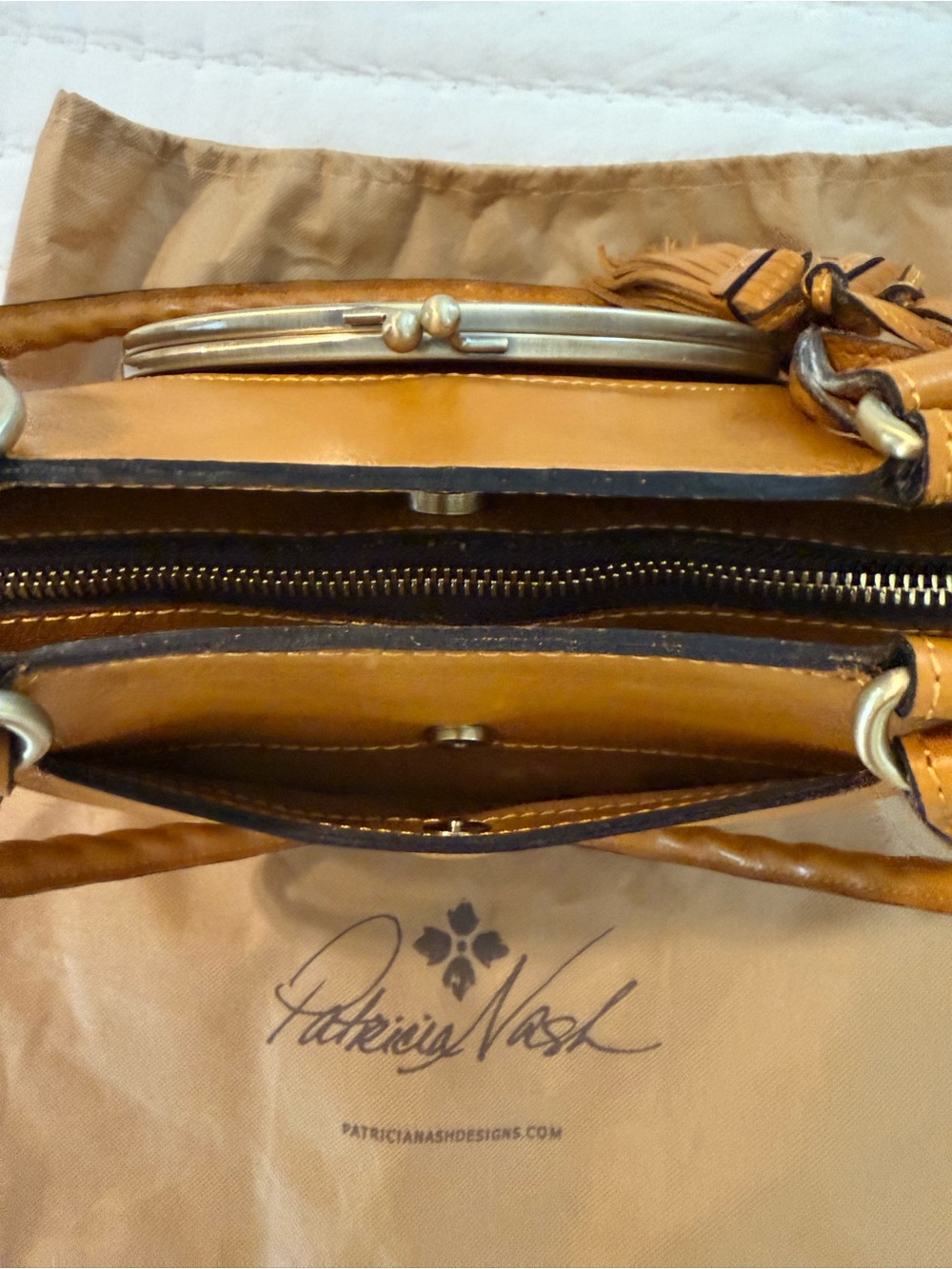 Patricia Nash Zorita Cognac Leather Kiss-Lock Tote - Picture 3 of 7